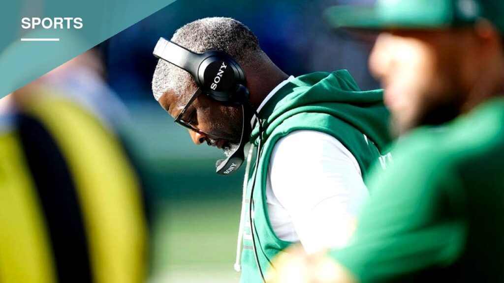 Jets Coach Aaron Glenn Admits Clock-Management Blunder in Loss to Previously Winless Dolphins