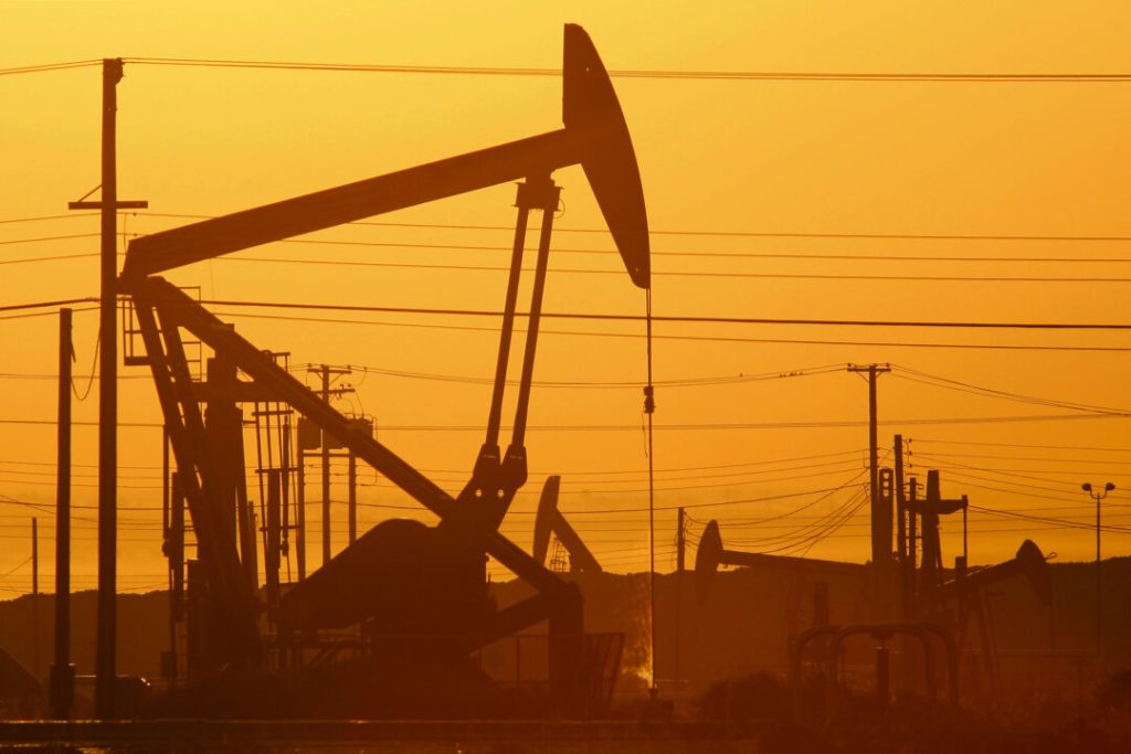 Interior Dept to Speed Up Oil & Gas Leasing on Federal Lands
