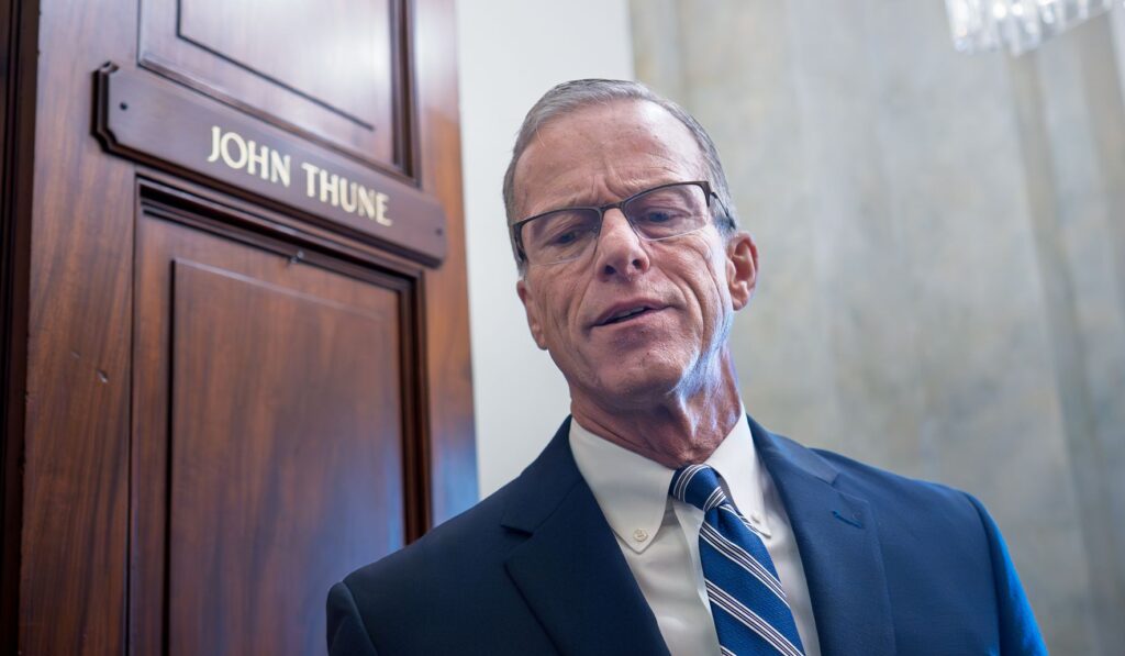 Senate to Revote Friday on Pay for 38-Day Shutdown Essential Staff