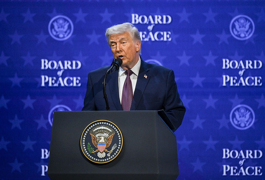 Trump Signs Charter of the Board of Peace in Davos