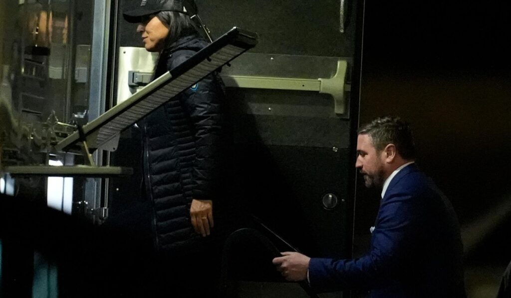 DNI Tulsi Gabbard Says She Joined FBI Fulton Search at Trump’s Request