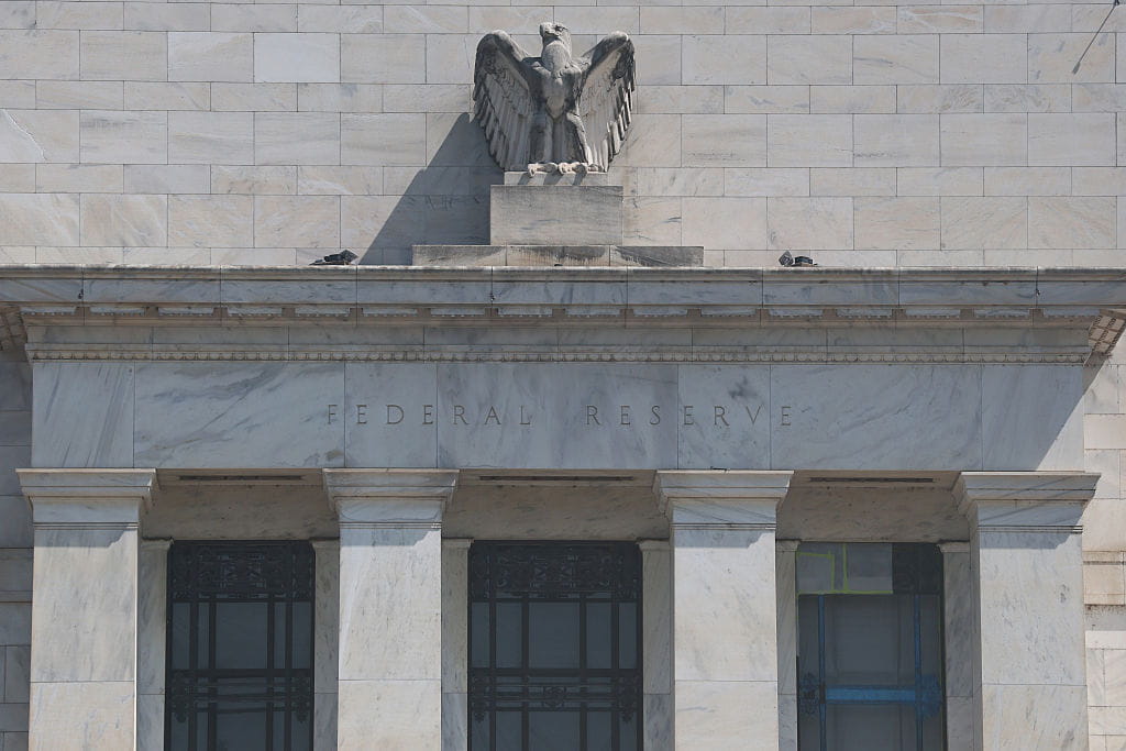 Trump Taps Kevin Warsh to Replace Fed Chair Powell