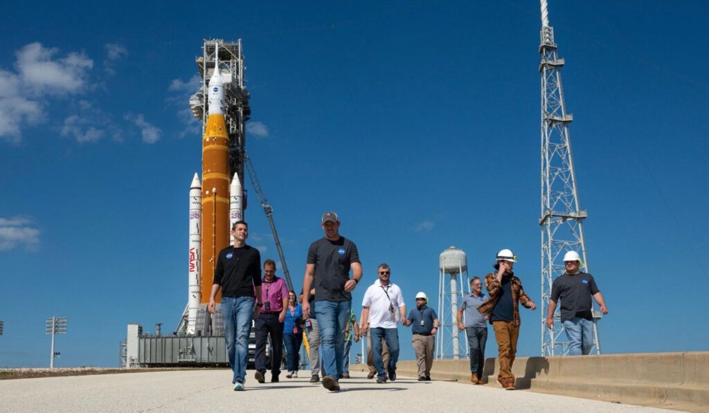 Grounded Until April, NASA’s Rocket Back to Hangar for Repairs