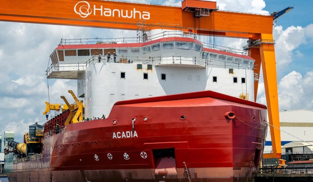 Trump Picks Hanwha Philly Shipyard for Golden Dome Tracking Vessels