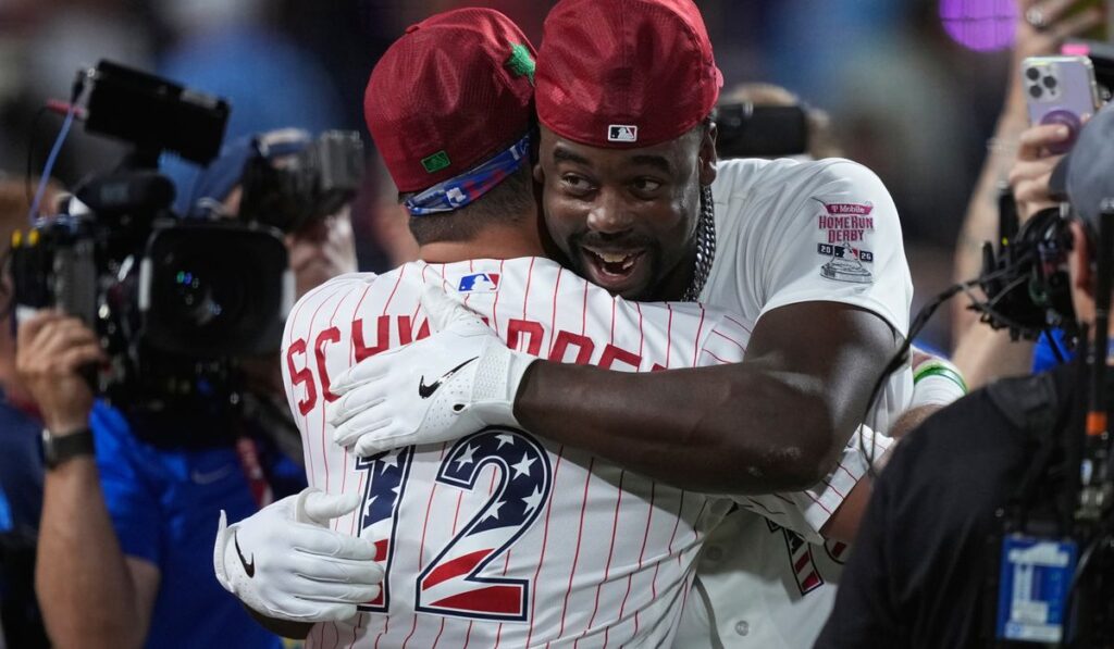 Jordan Walker Homers on Last Six Swings, Spoils Schwarber in Philly