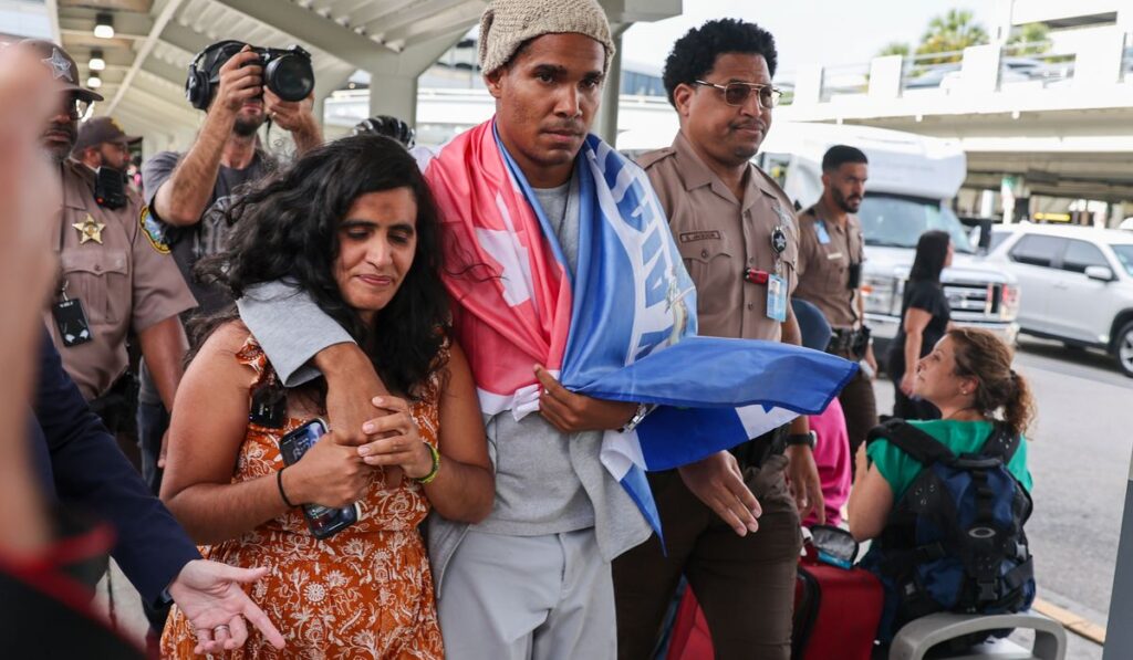 Luis Otero Alcantara Released After 5-Year Sentence, Arrives in Miami