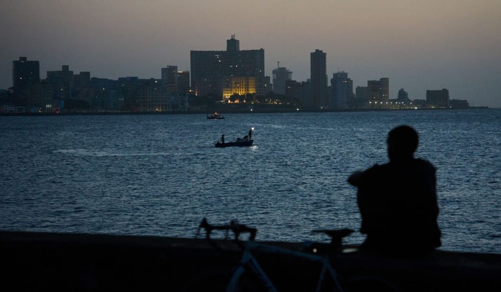 Alexey Rios Garcia Wakes on Havana’s Seaside Boulevard
