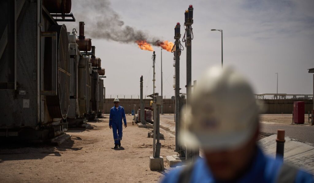 Hormuz Crisis Spurs New Gulf Oil Routes, Weakening Iran’s Leverage