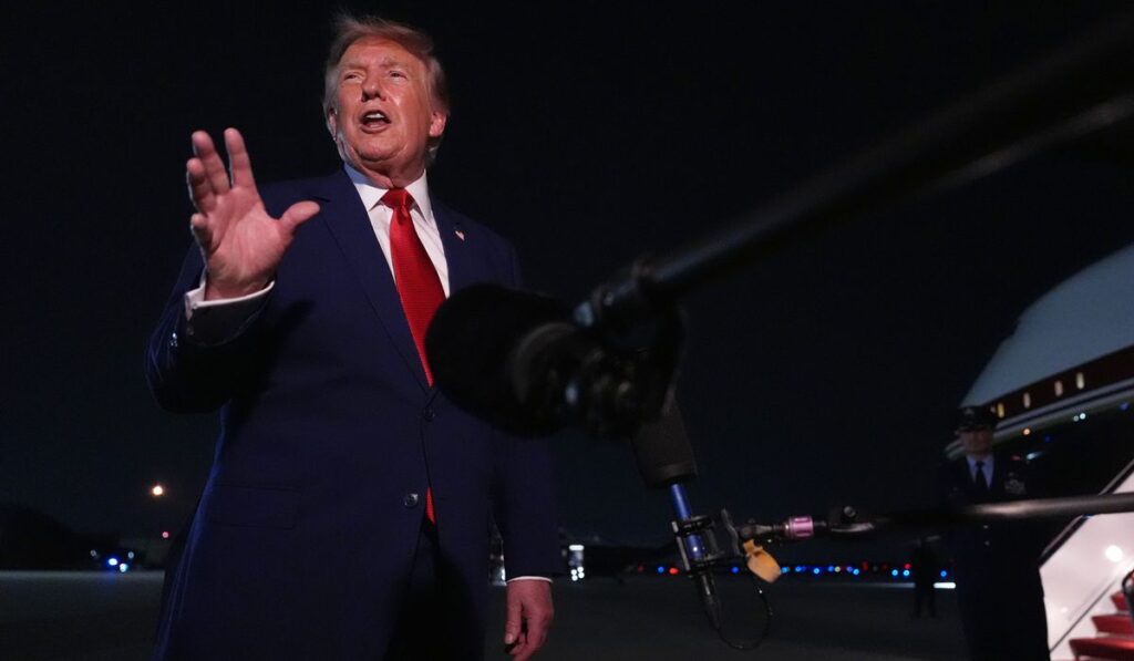 Trump: Iran ‘Reeling’ After Economic-Pressure Pivot; Blockade to Stay